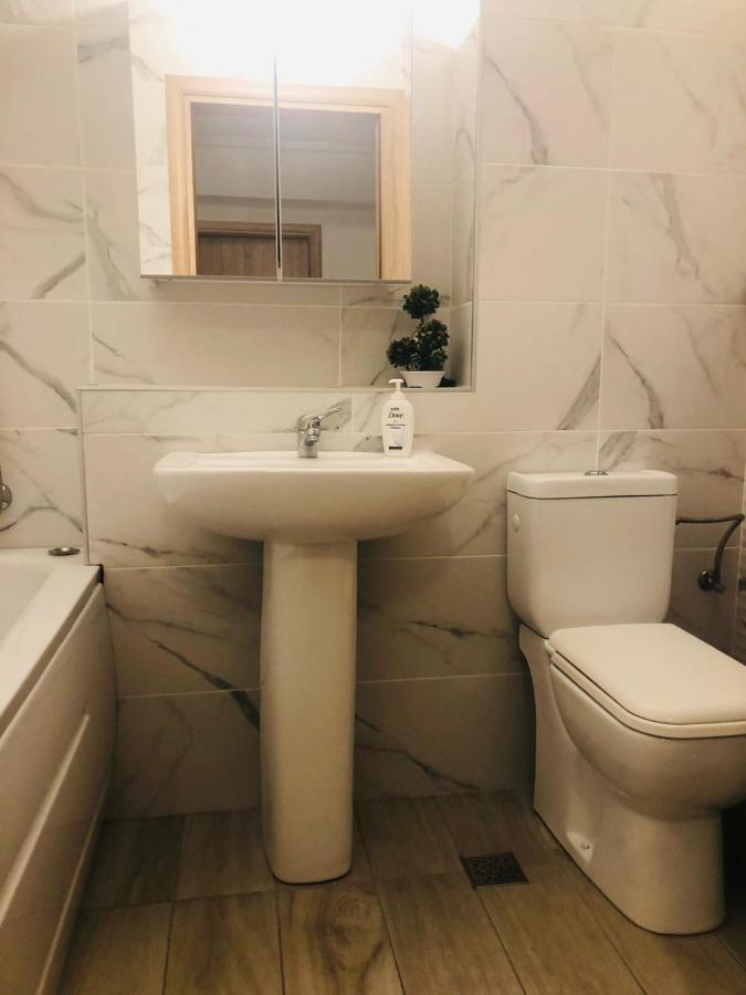 Alex Mnl Lux Apartment 2 Free Parking Bukarest Kültér fotó